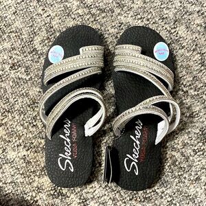 Skechers yoga foam slip on studded sandal